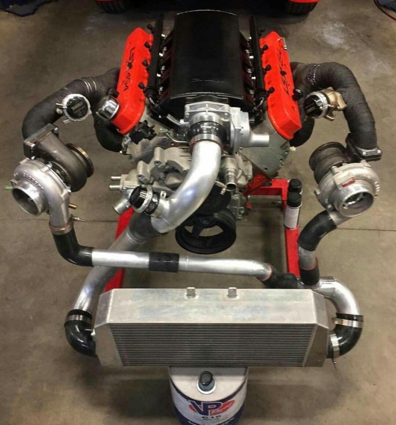 V8 Твин турбо