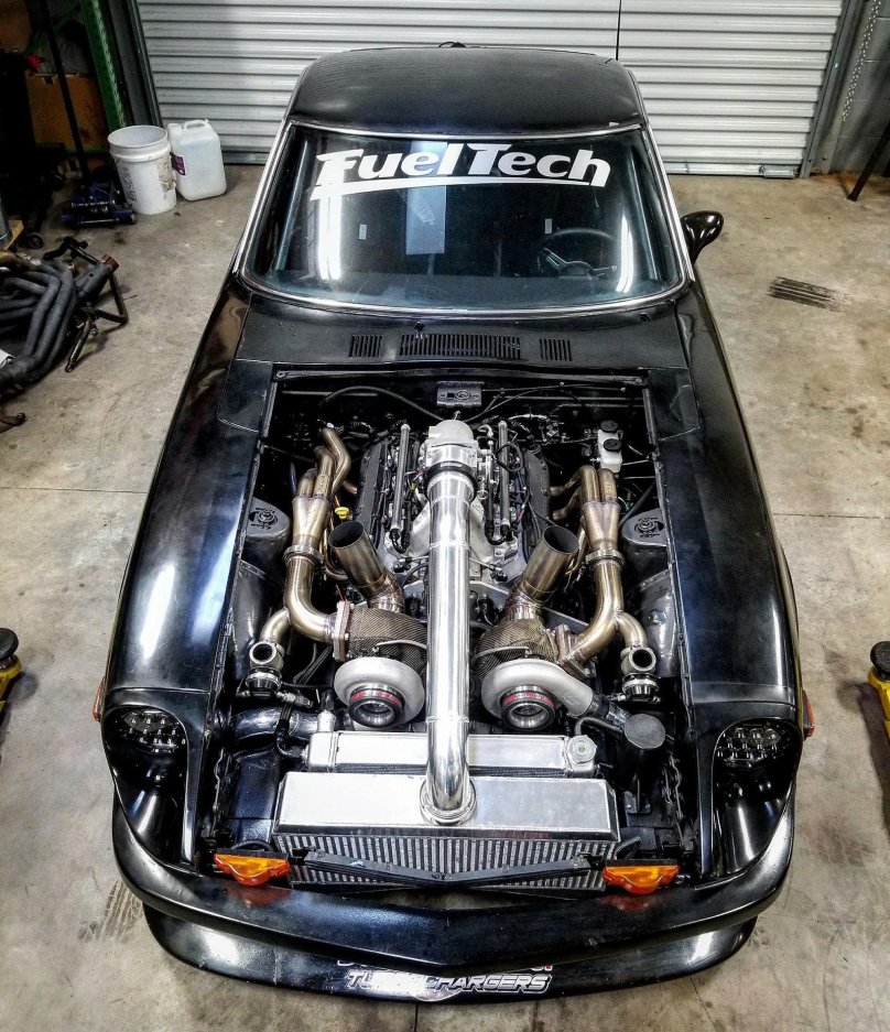 V8 Твин турбо