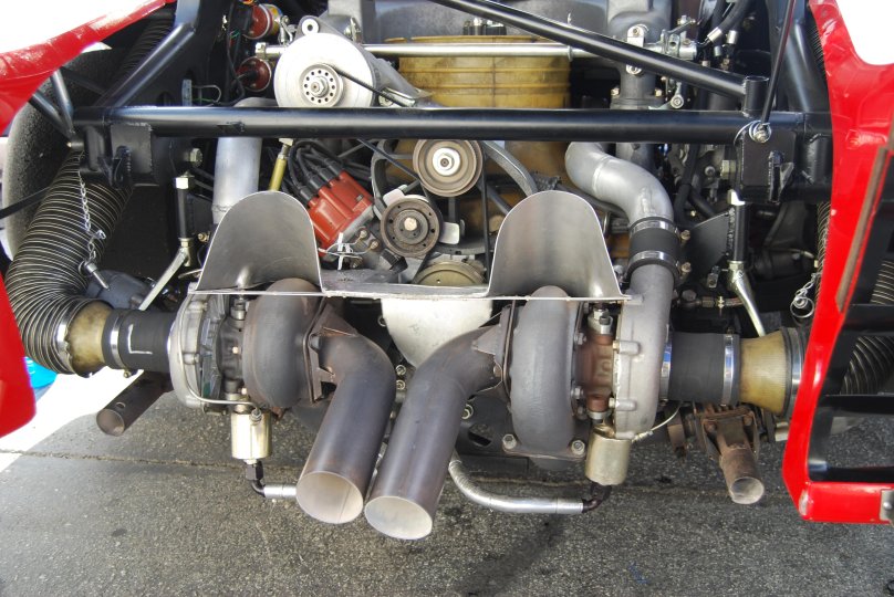 Двухступенчатый турбокомпрессор