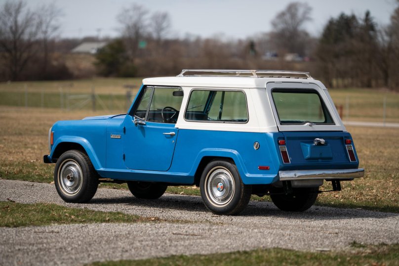 Jeep Jeepster Commando