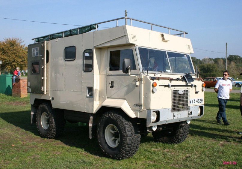 Ленд Ровер кемпер