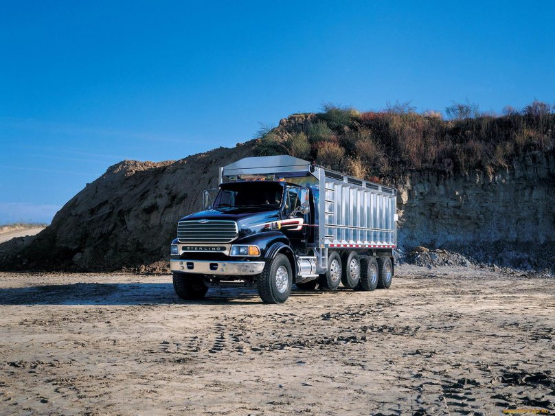 Форд Стерлинг тягач