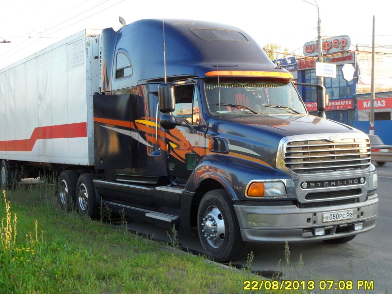 Форд Стерлинг тягач