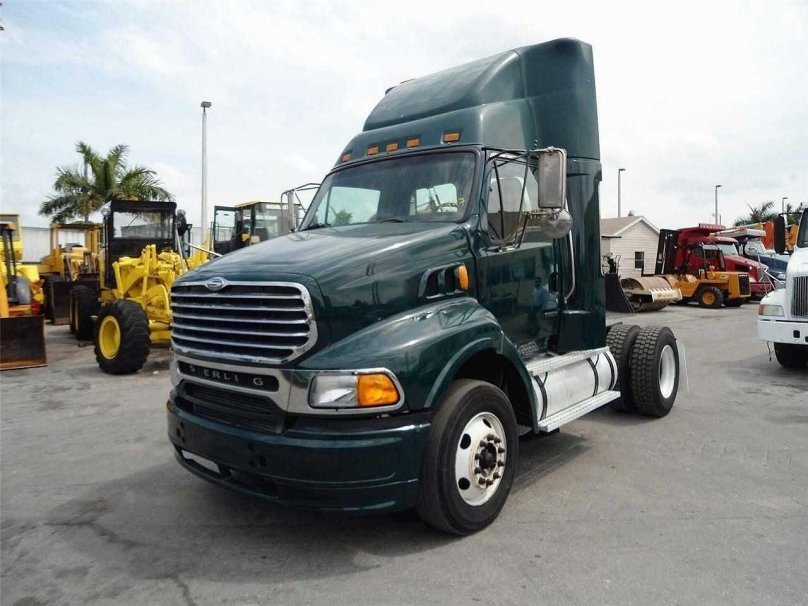 Sterling Truck 9500