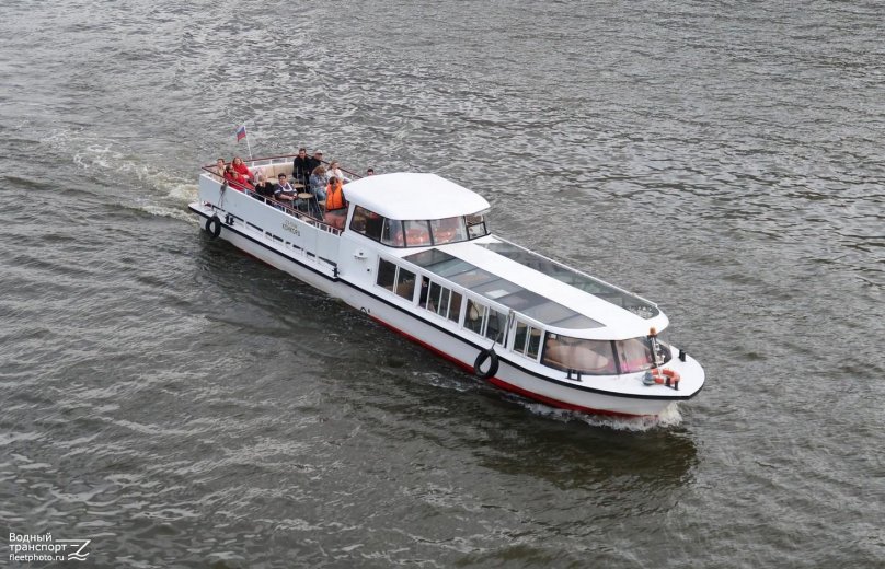 Прогулочный катер КС-110
