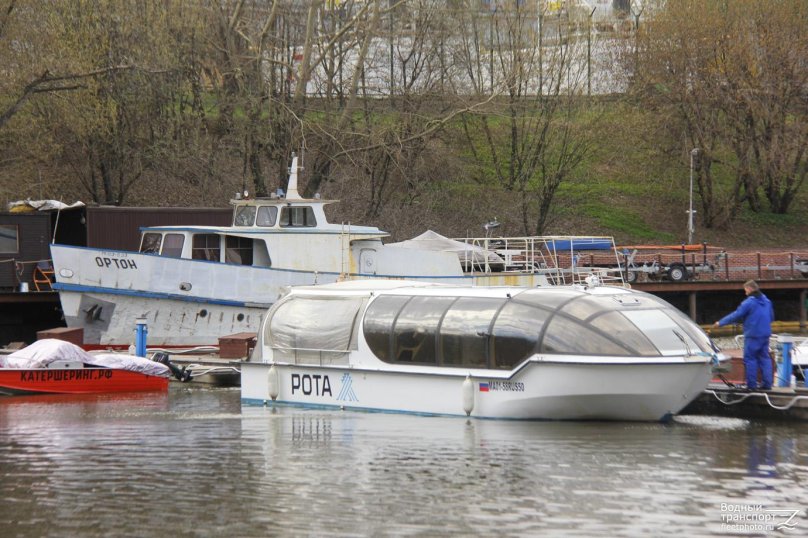 Химкинское водохранилище яхты