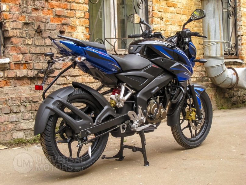 Bajaj Pulsar NS 150 2022