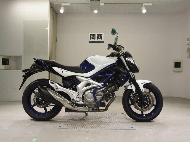 Сузуки сфв400 Гладиус