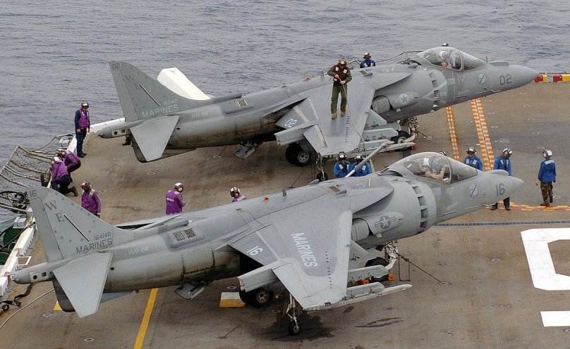 Av-8b Harrier