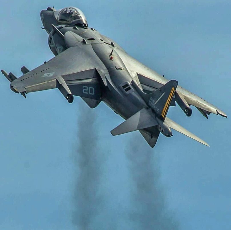 Харриер истребитель вертикального взлета