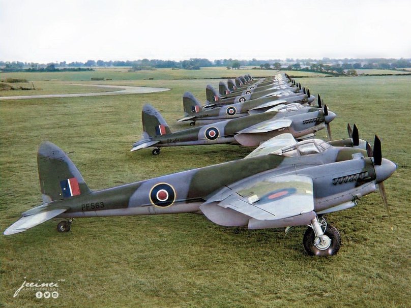 Де Хевилленд Москито самолет