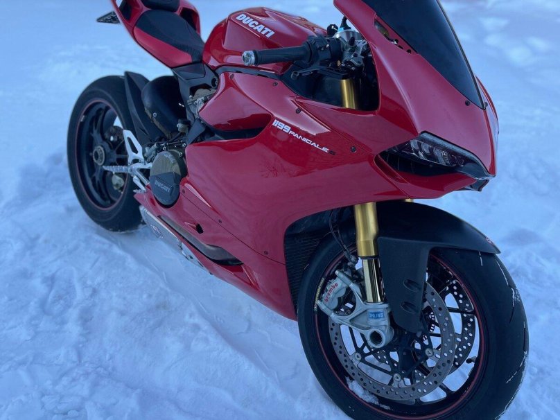 Yamaha r6 красная