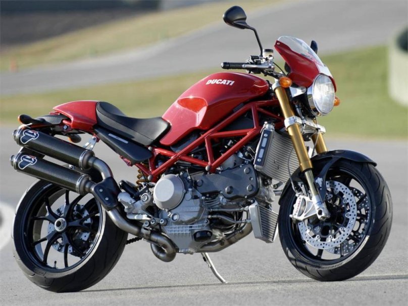 Дукати монстр s4