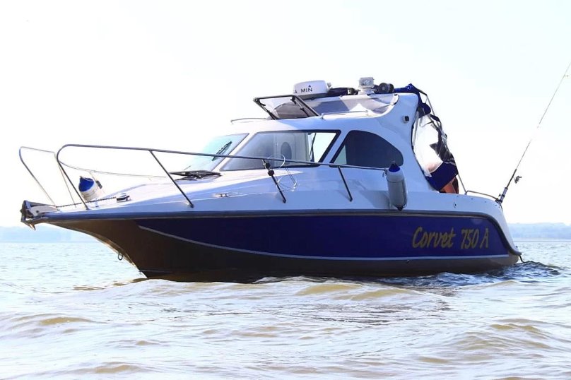 Корвет 750 катер