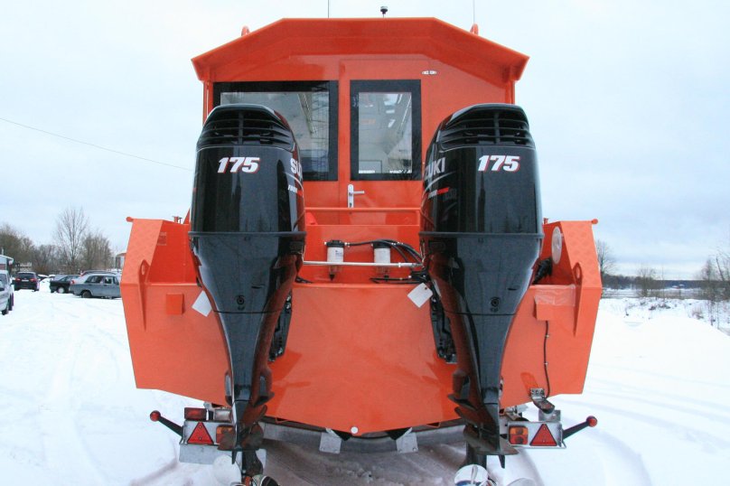 Корвет 850 катер