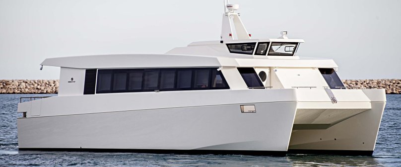 Катамаран Лукер 1100