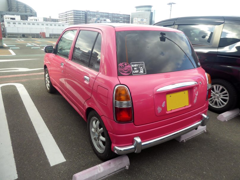 Daihatsu Mira l700