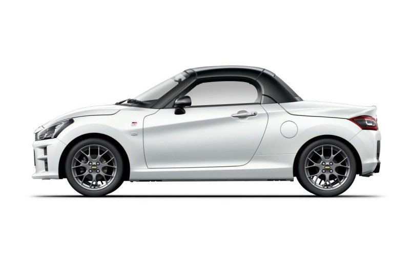 Daihatsu Copen 2011