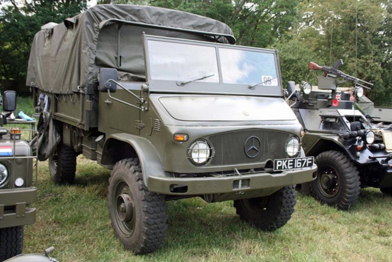 Mercedes Unimog 404