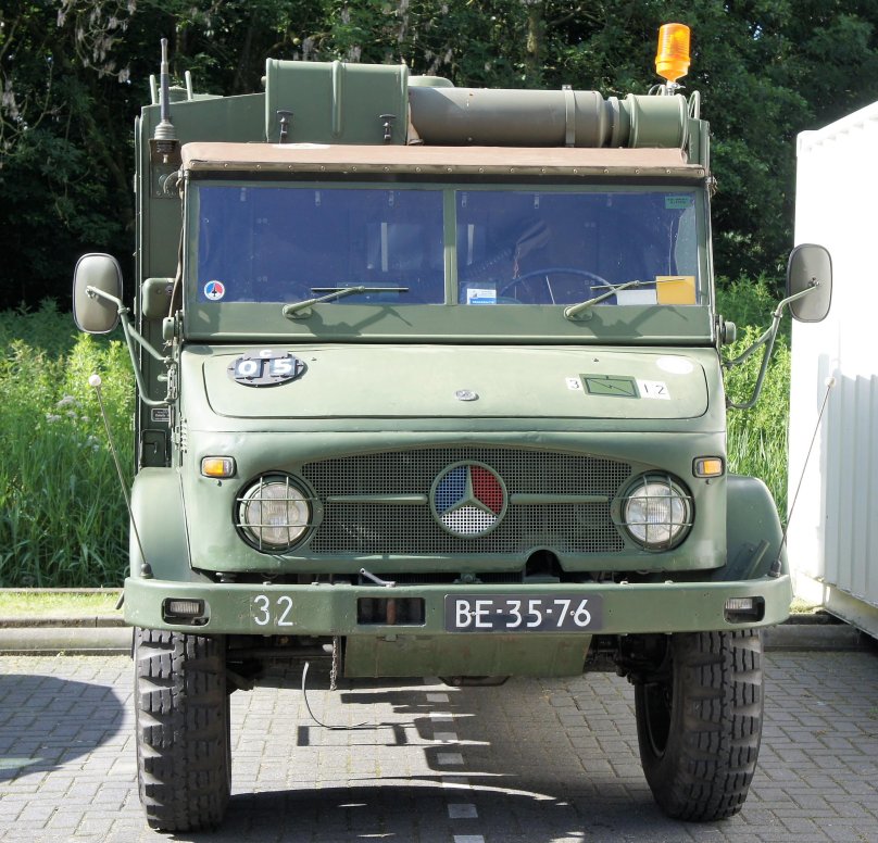 Мерседес Унимог 1995-1999