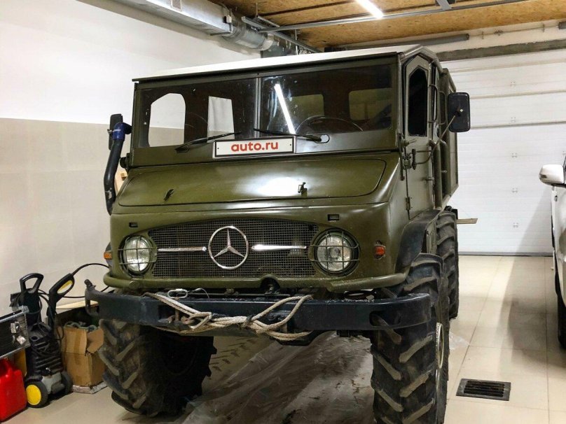 Мерседес Унимог 404