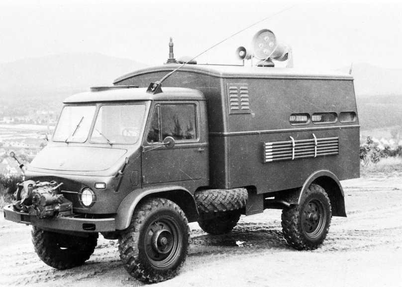 Unimog Mercedes-Benz 404s