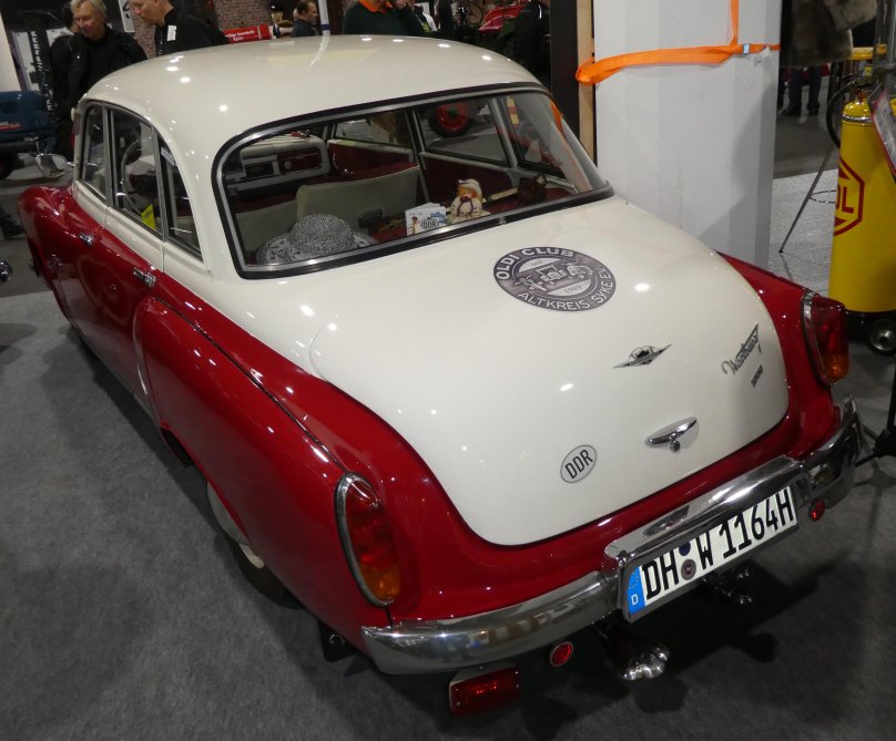 Немецкая Буханка Вартбург