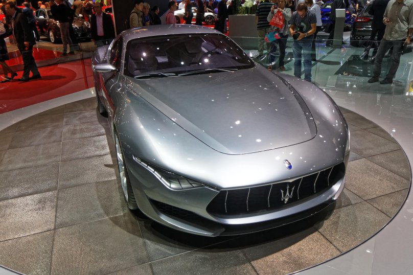 Мазерати Альфиери