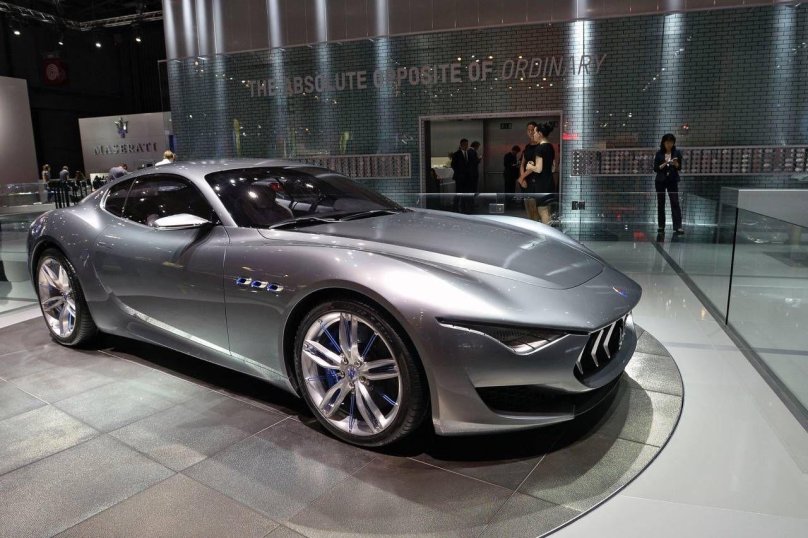 Мазерати Альфиери 2023