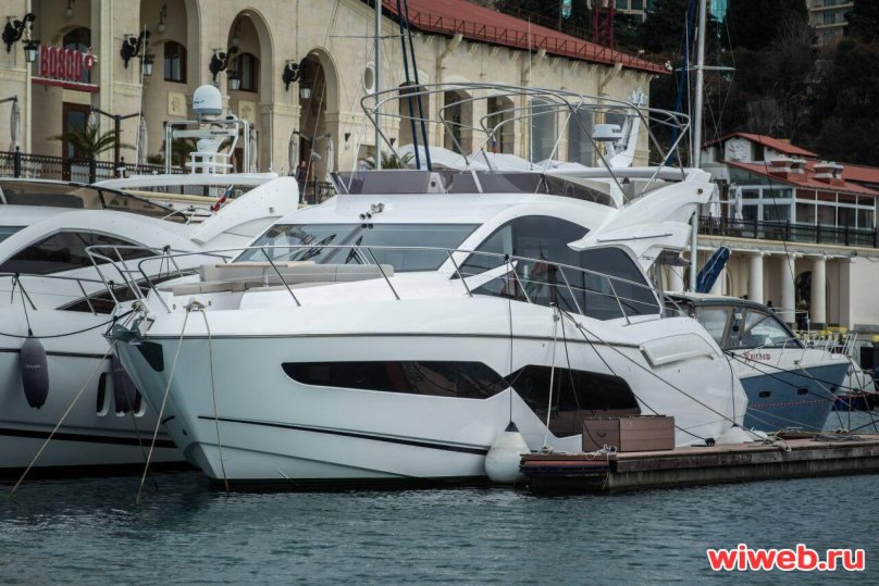 Sunseeker Manhattan 52