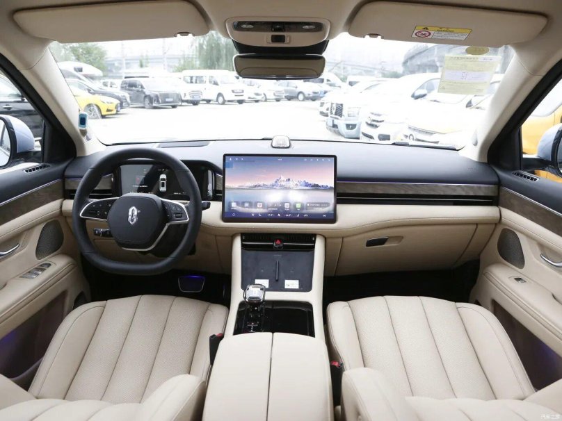 Huawei Aito m7 салон