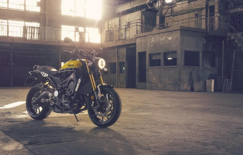 Yamaha xsr700
