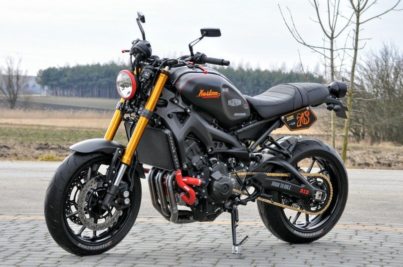Yamaha xsr900 Black