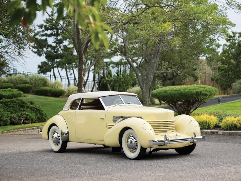 Cord 810 Phaeton