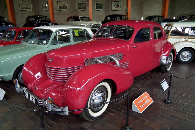 Корд Вестчестер 810