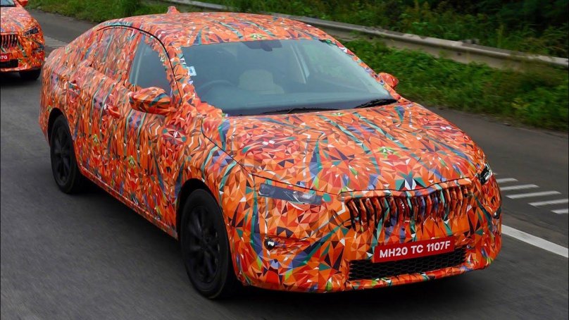 Шкода седан 2022