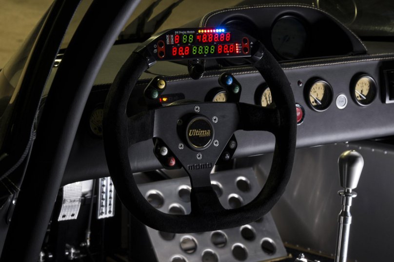 Ultima автомобиль