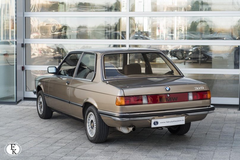 BMW 315 e21 багажник