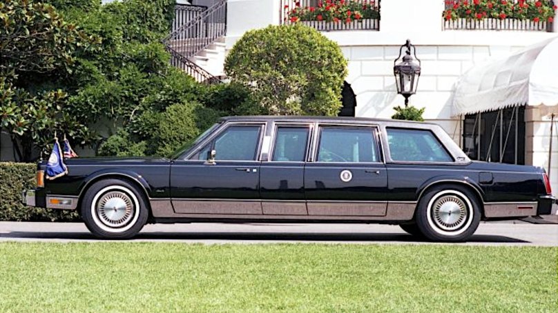 Кадиллак лимузин Линкольн