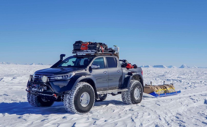 Toyota Land Cruiser 300 Arctic Trucks