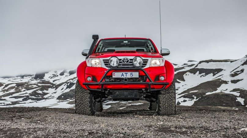 Toyota Hilux Arctic Trucks at38 6x6