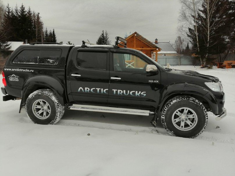 Toyota Arctic Truck Hilux 2012