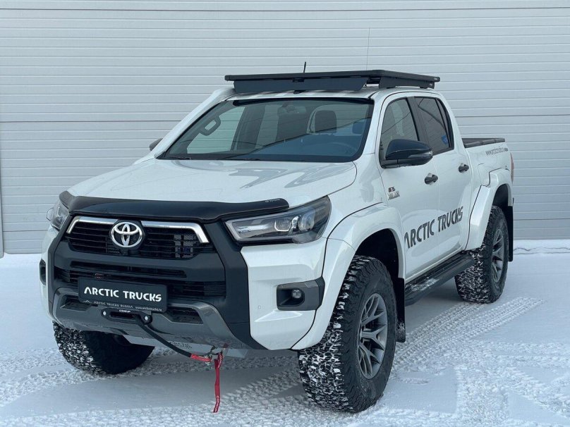 Hilux Arctic Trucks at35