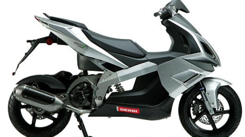 Скутер derbi GP 250