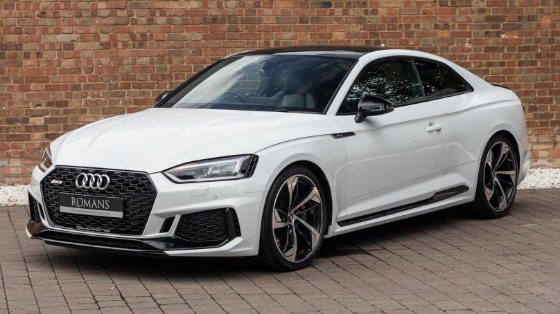 Audi rs5 White