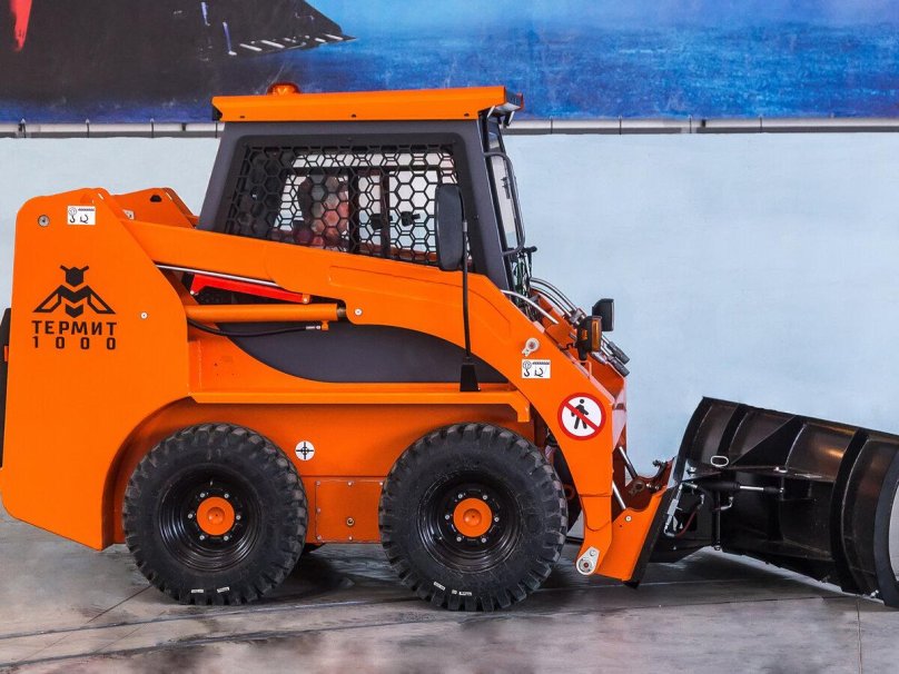 Мини погрузчик Термит 1000