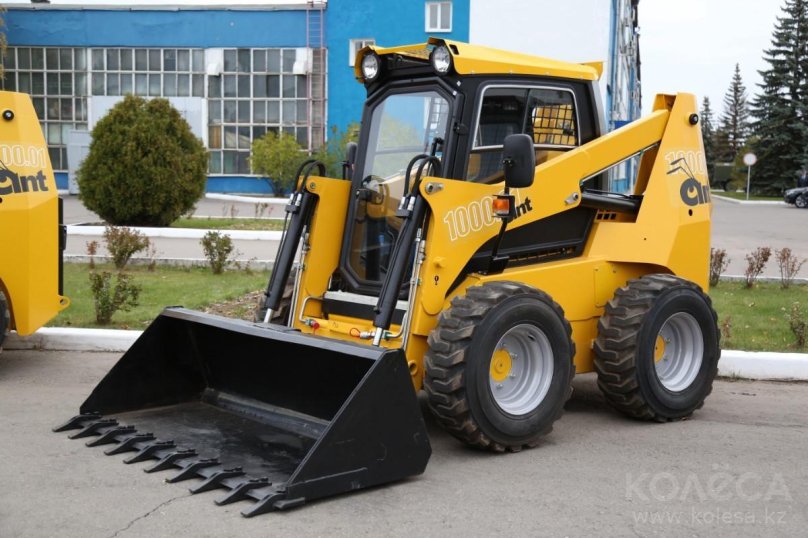 Мини-погрузчик ант (Ant) 1000.01 (Kubota)