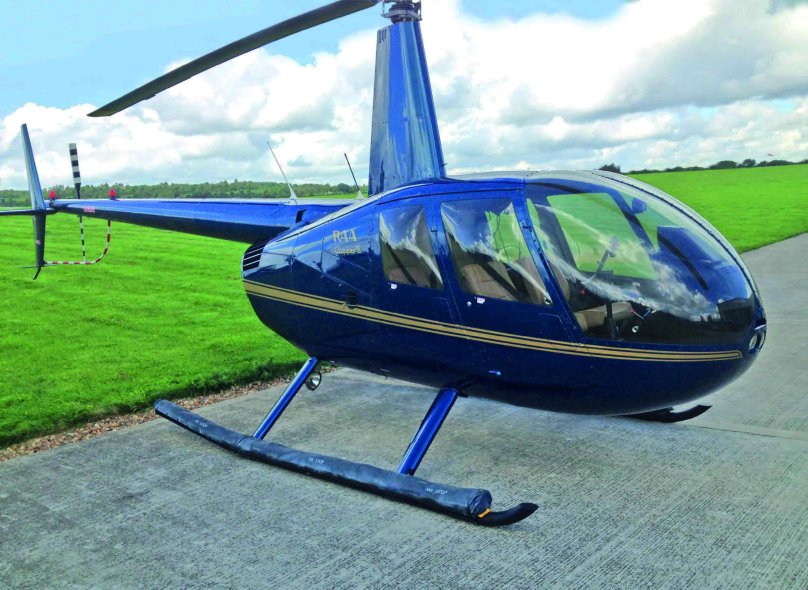 Вертолет Робинсон r44