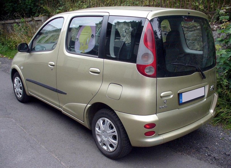 Toyota Yaris Verso, 2005