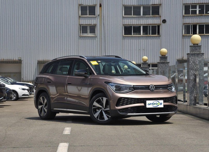 VW ID 6 Crozz hight quality